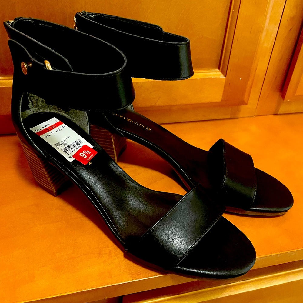 Tommy Hilfiger sandal, block heel, ankle strap, goldtone, initials & back zipper